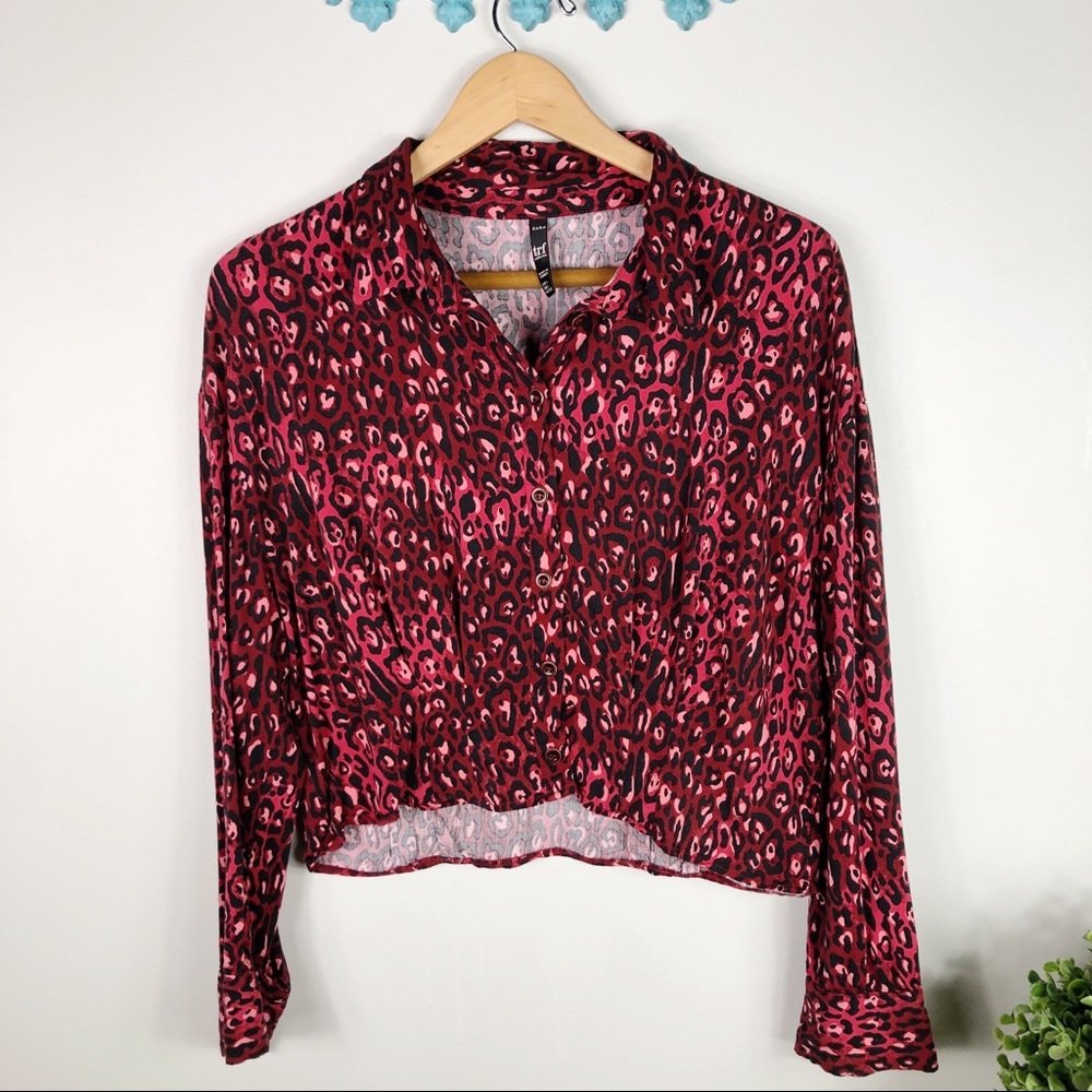 Zara Animal Print Cropped Button Down - Picture 2 of 4
